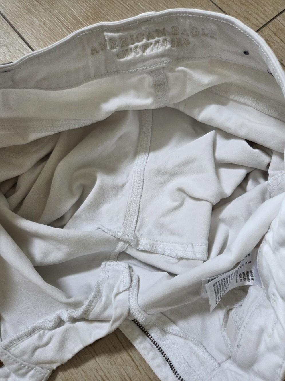 American Eagle White Frayed Hem Denim Bermuda Shorts - Picture 9 of 10